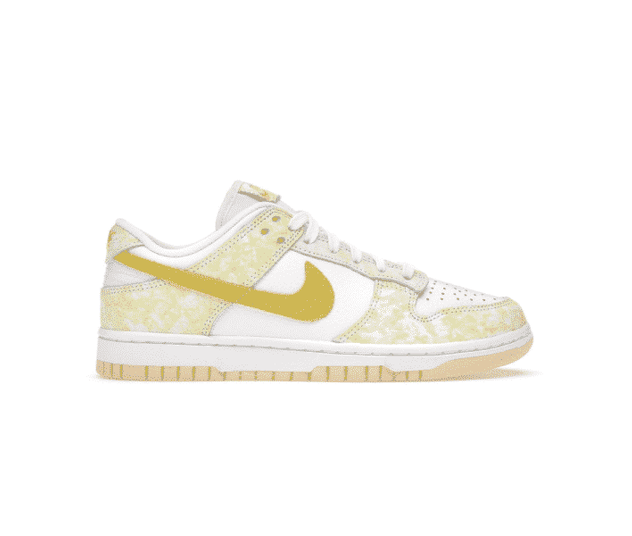 Dunk Low Yellow Strike