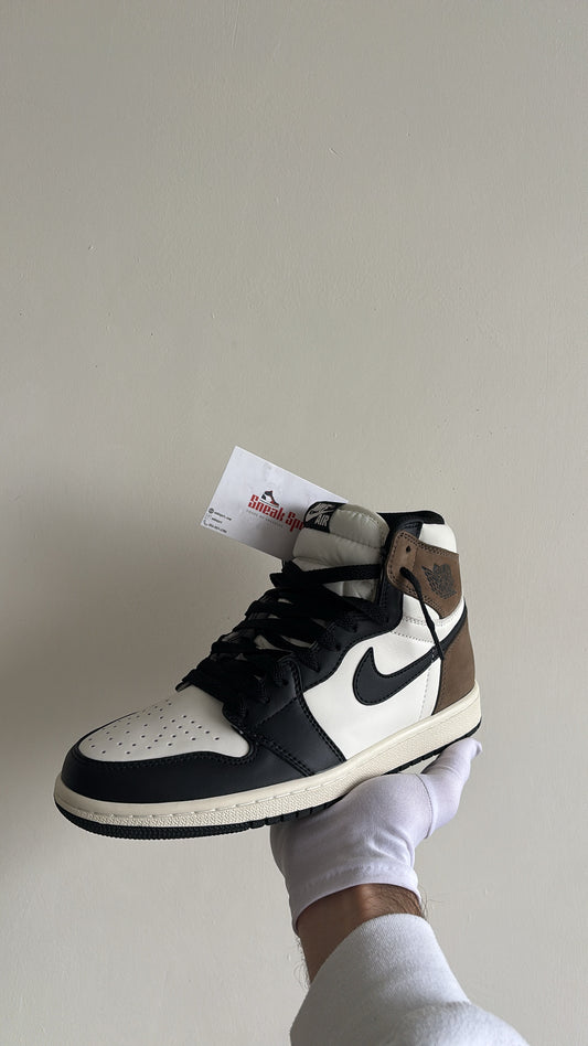 Air Jordan 1 Retro High Dark Mocha FD 42