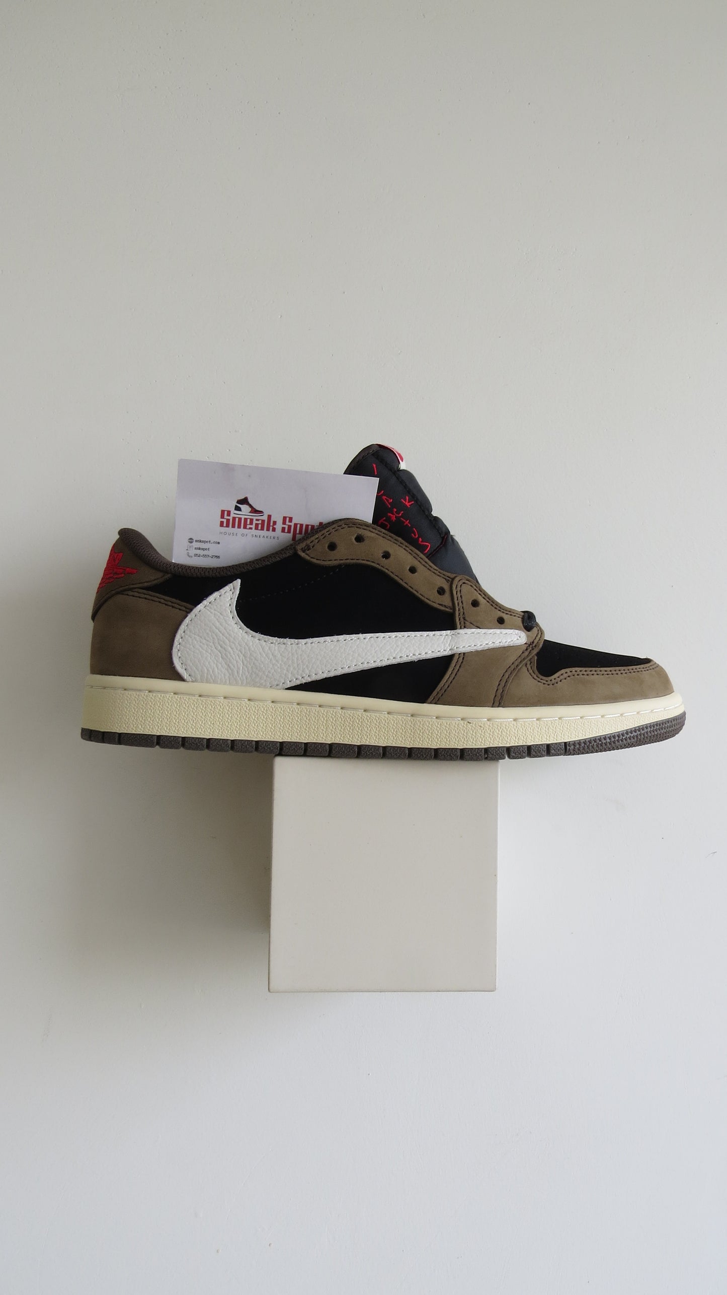 Air Jordan 1 Low Travis Scott Dark Mocha