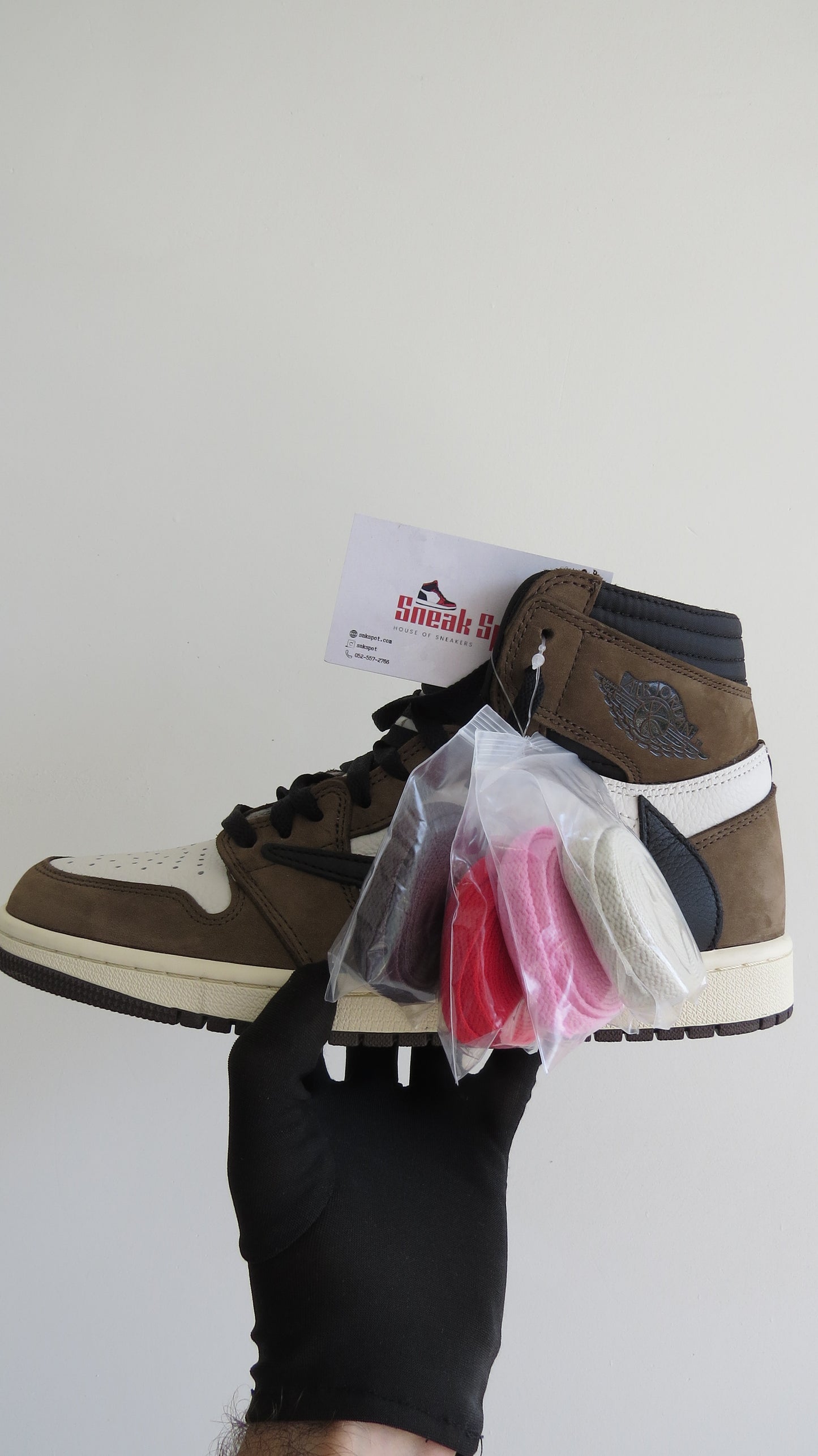 Air Jordan 1 Retro High OG SP Travis Scott Mocha