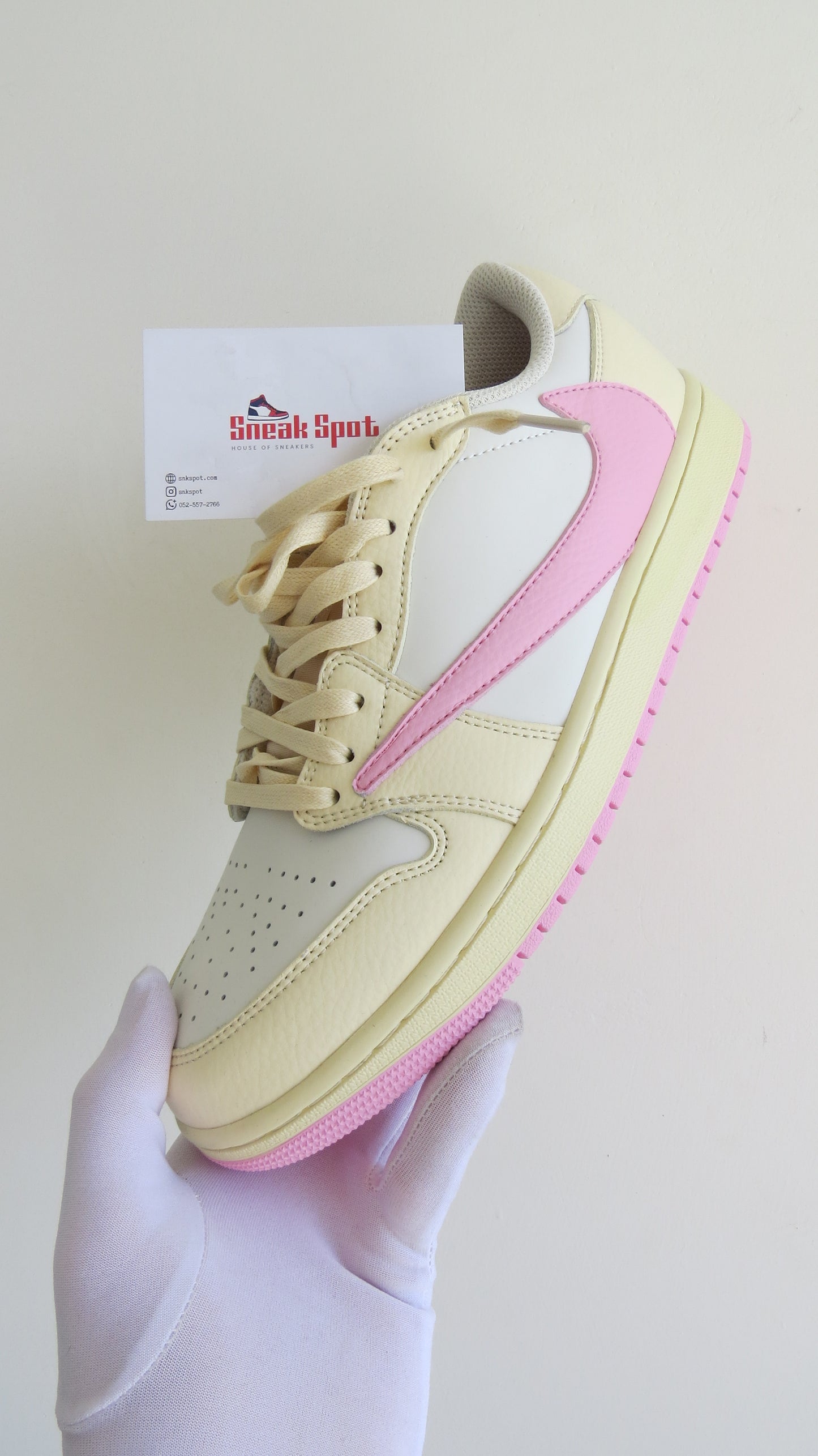 Air Jordan 1 Low Travis Scott OG Muslin And ‏Shy Pink