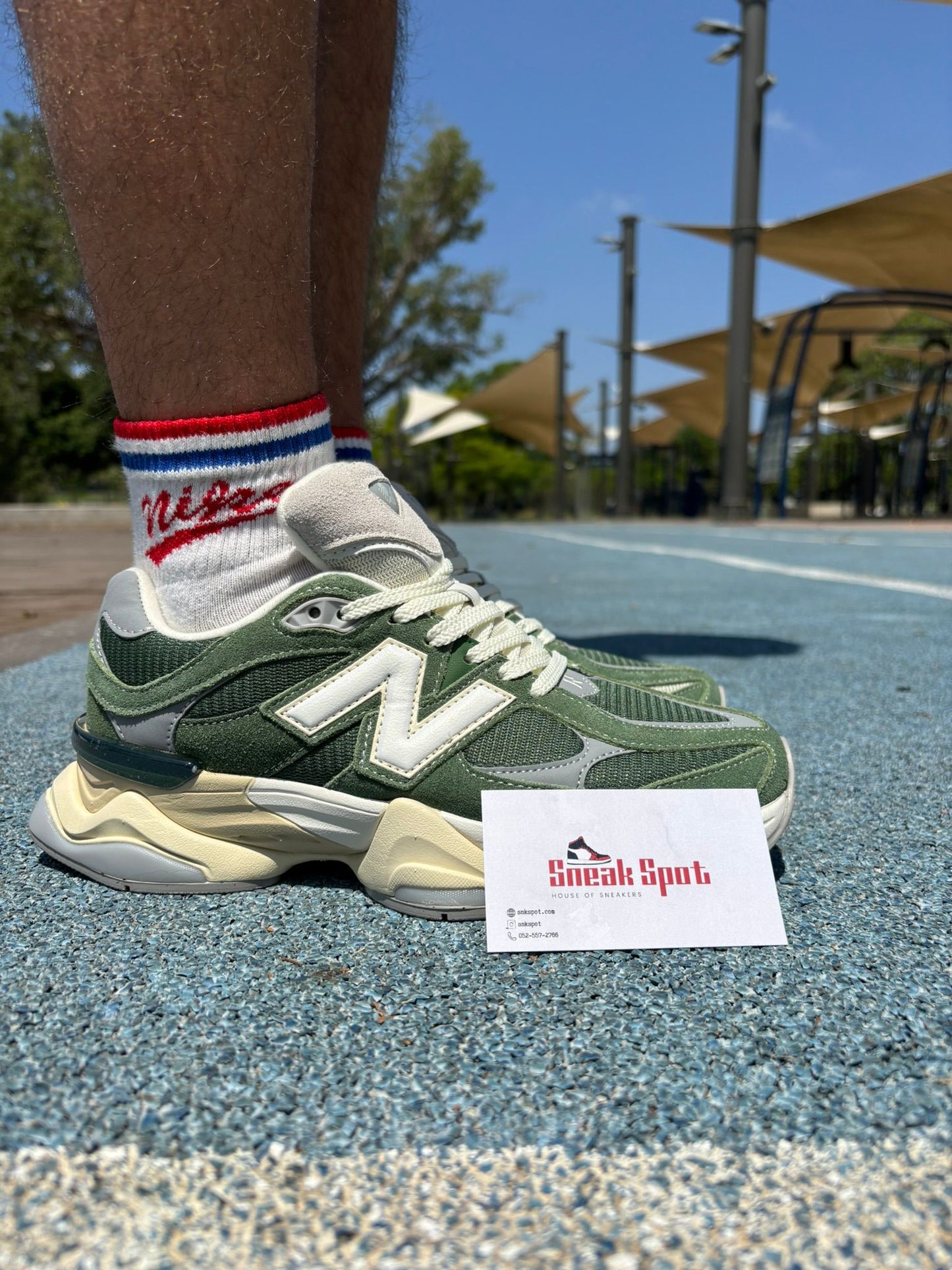 New Balance 9060 Green