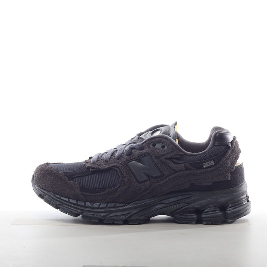 New Balance 2002 Black Buckle