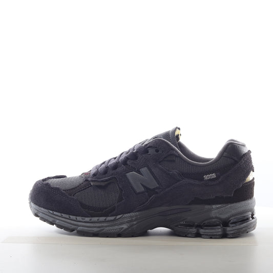 New Balance 2002 Blackout