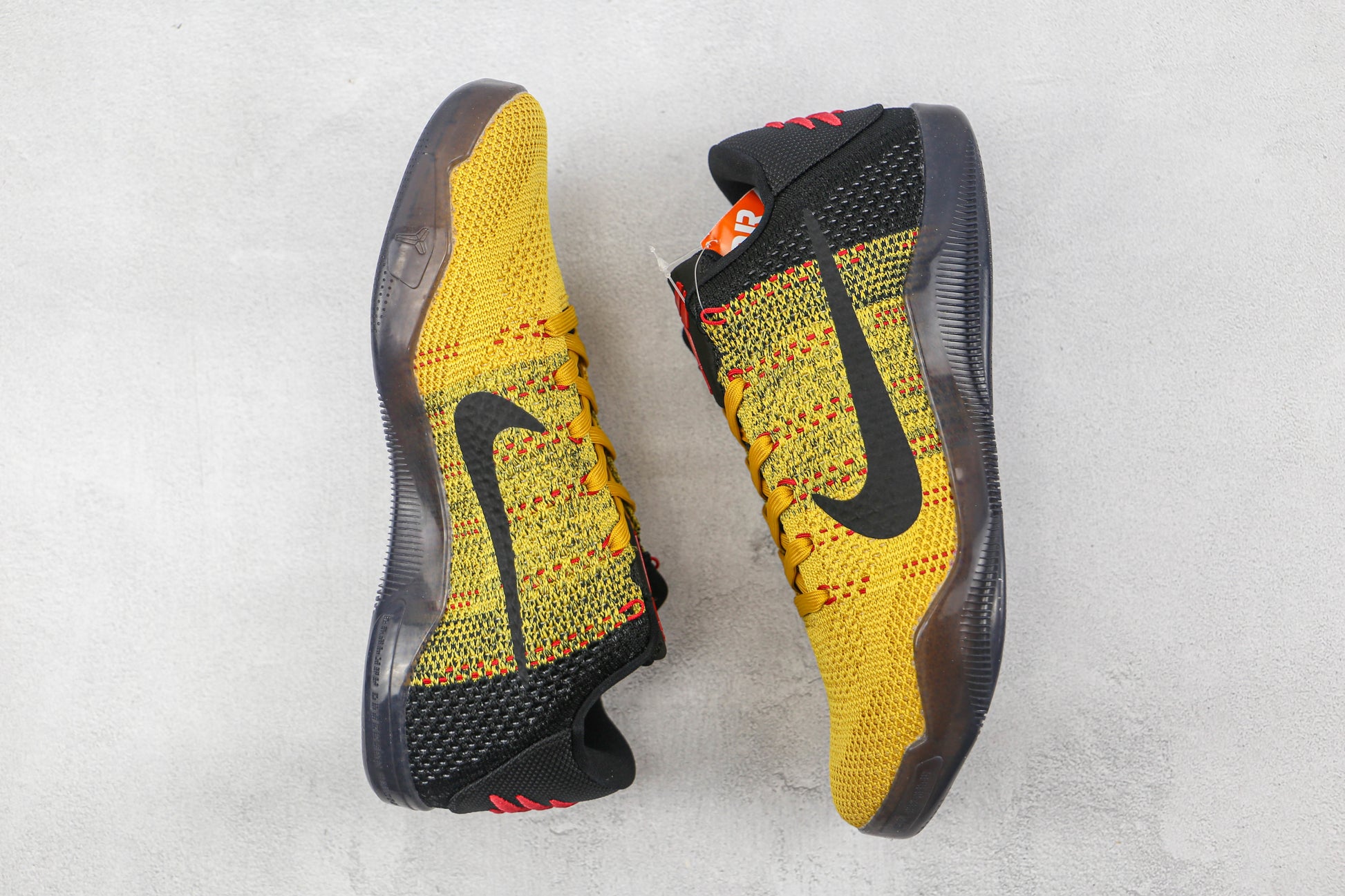 Nike Kobe 11 Low Bruce Lee
