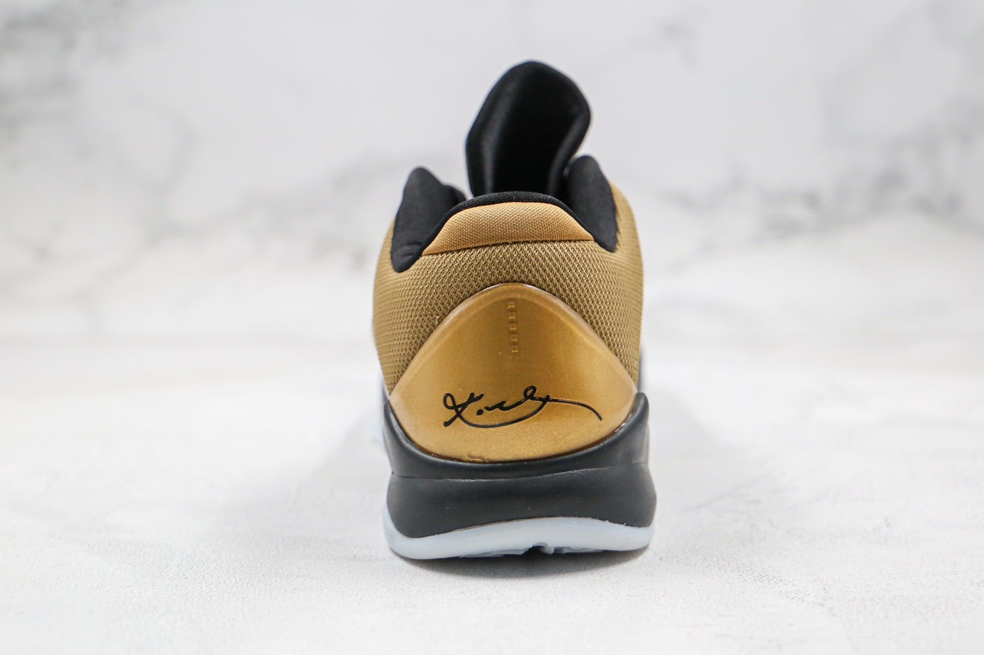Nike Kobe Black Gold Black
