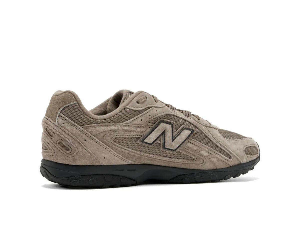 New Balance 204L Light grey