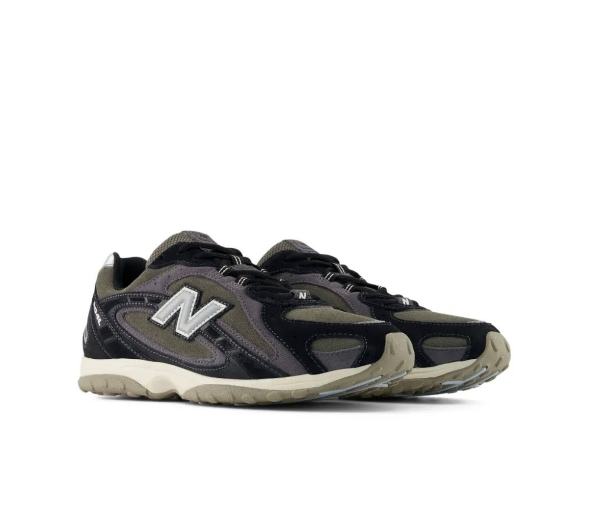 New Balance 204L black grey