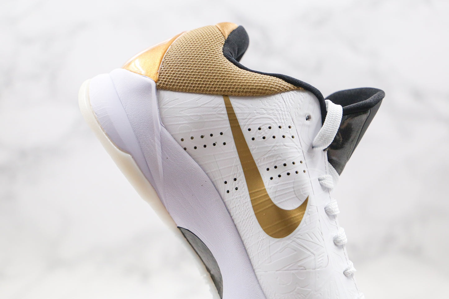 Nike Kobe 5 Yin Yang Black White