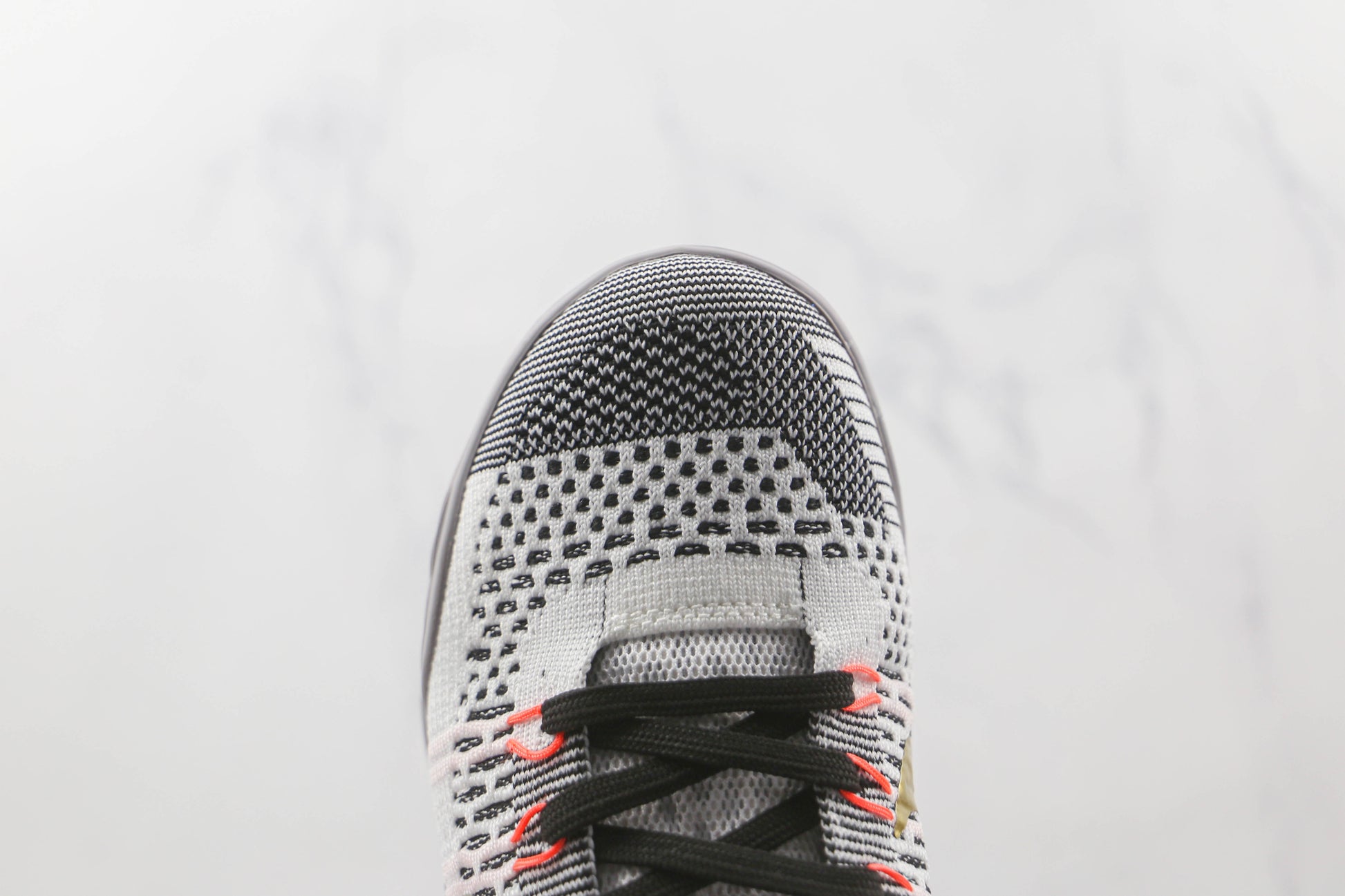 Nike Kobe 9 Gold Fundamentals White Gold