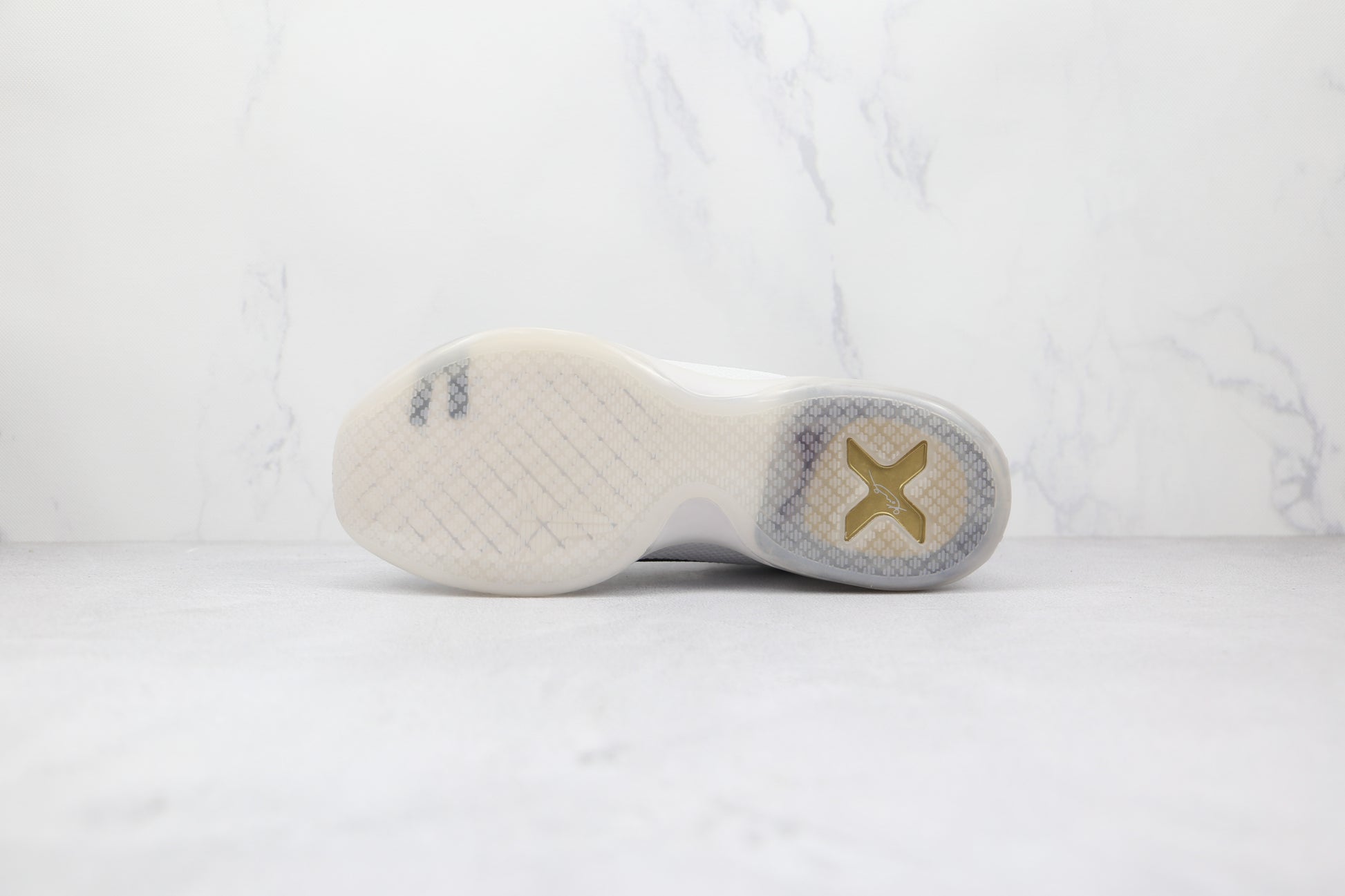Nike Kobe White Black