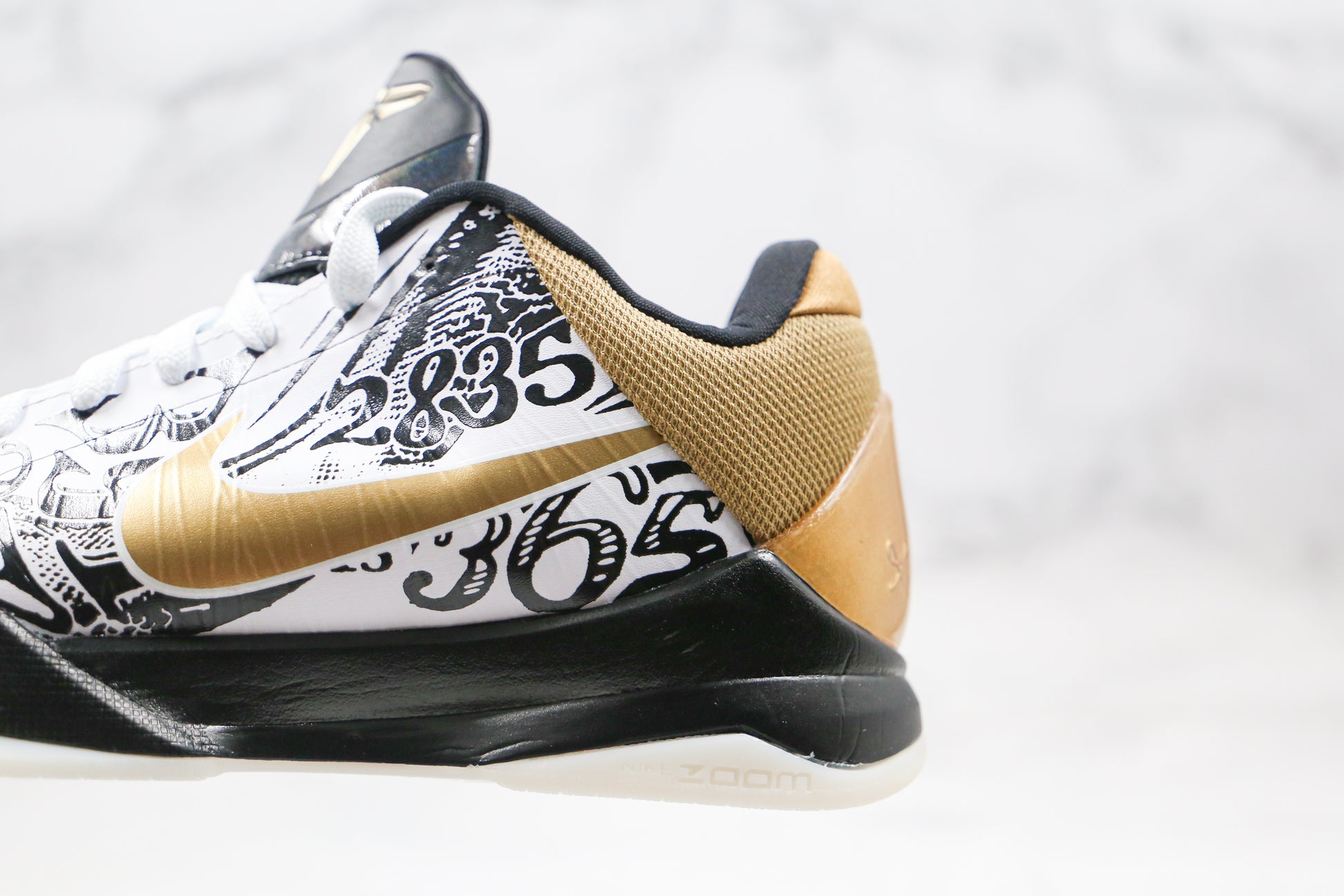 Nike Kobe 5 Yin Yang Black White