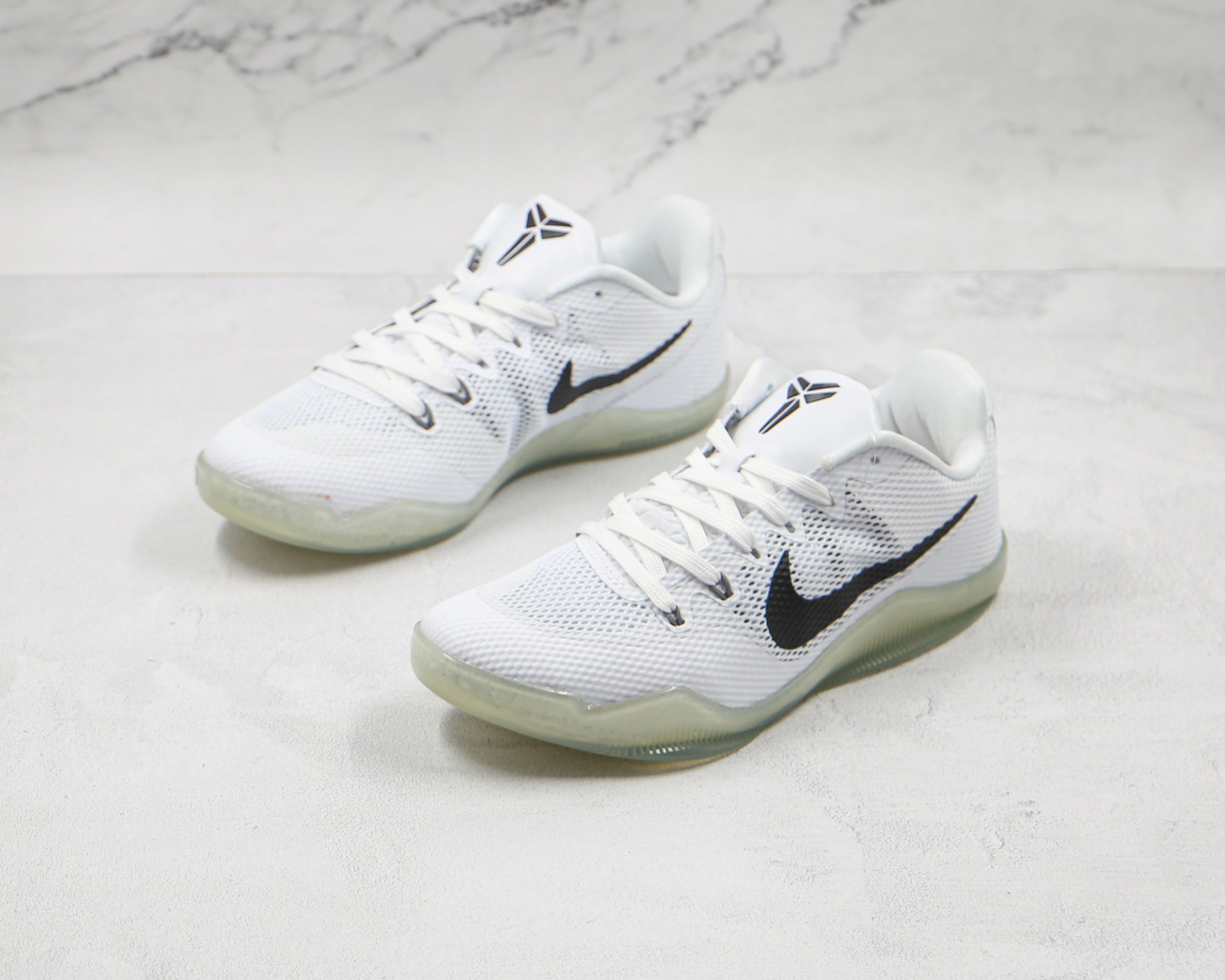Nike Kobe 11 EM Beethoven White Black