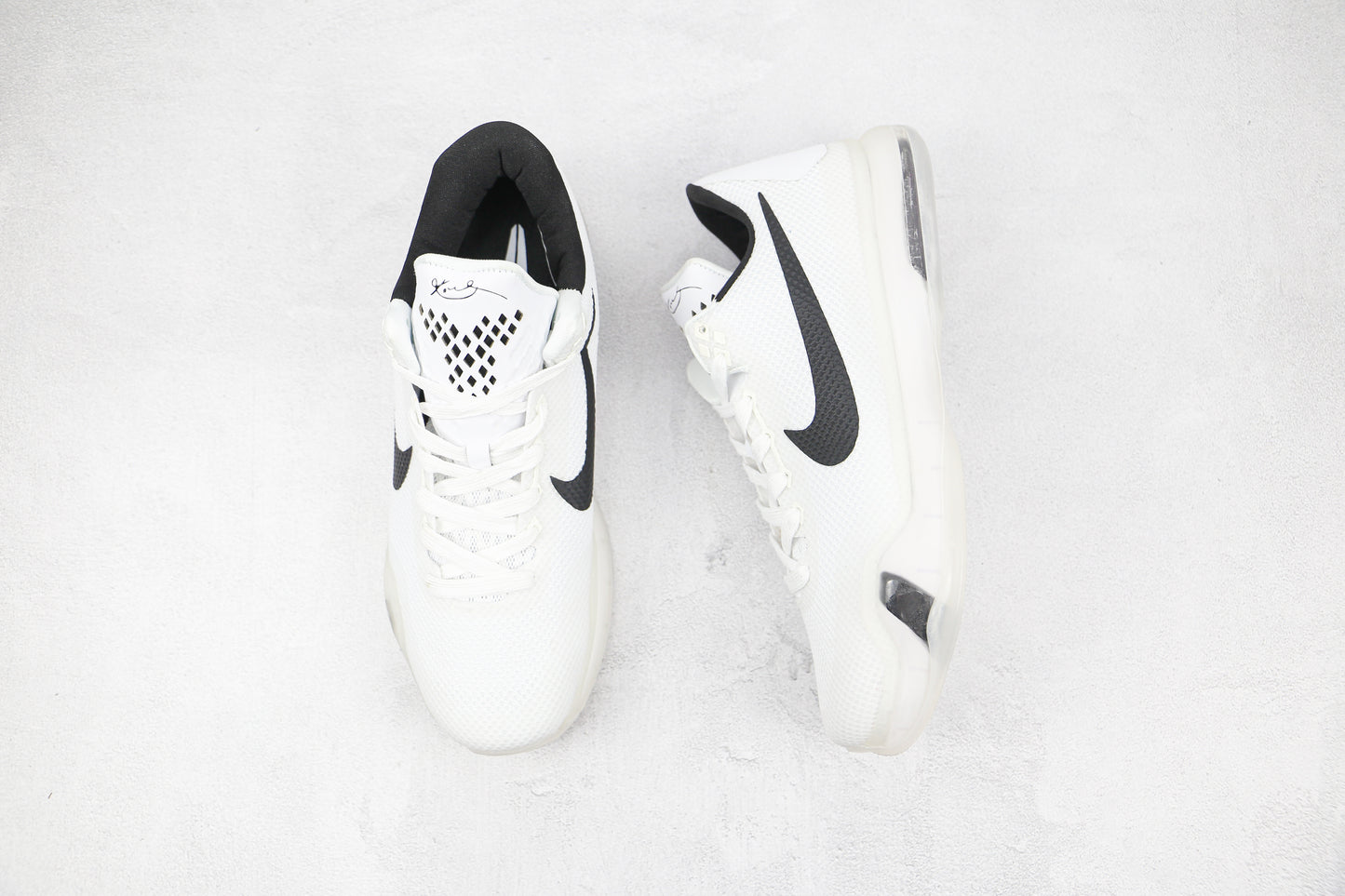 Nike Kobe White Black