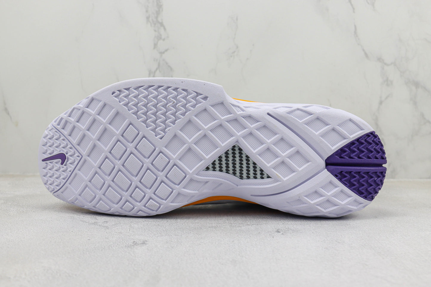 Nike Zoom Kobe 3 Protro