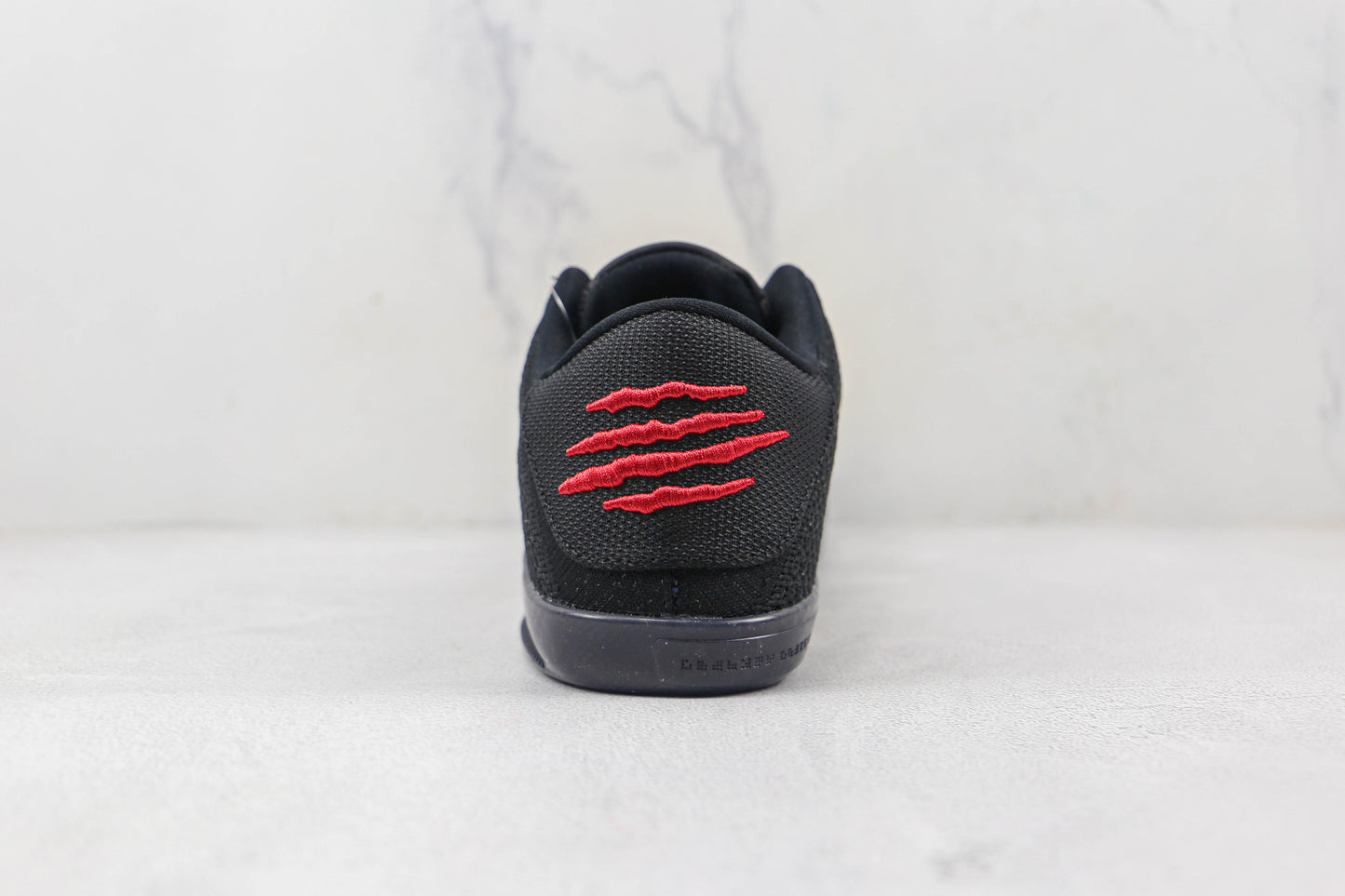 Nike Kobe 11 Low Bruce Lee