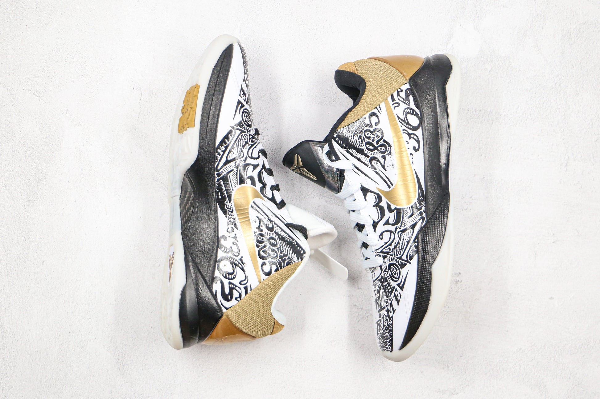 Nike Kobe 5 Yin Yang Black White