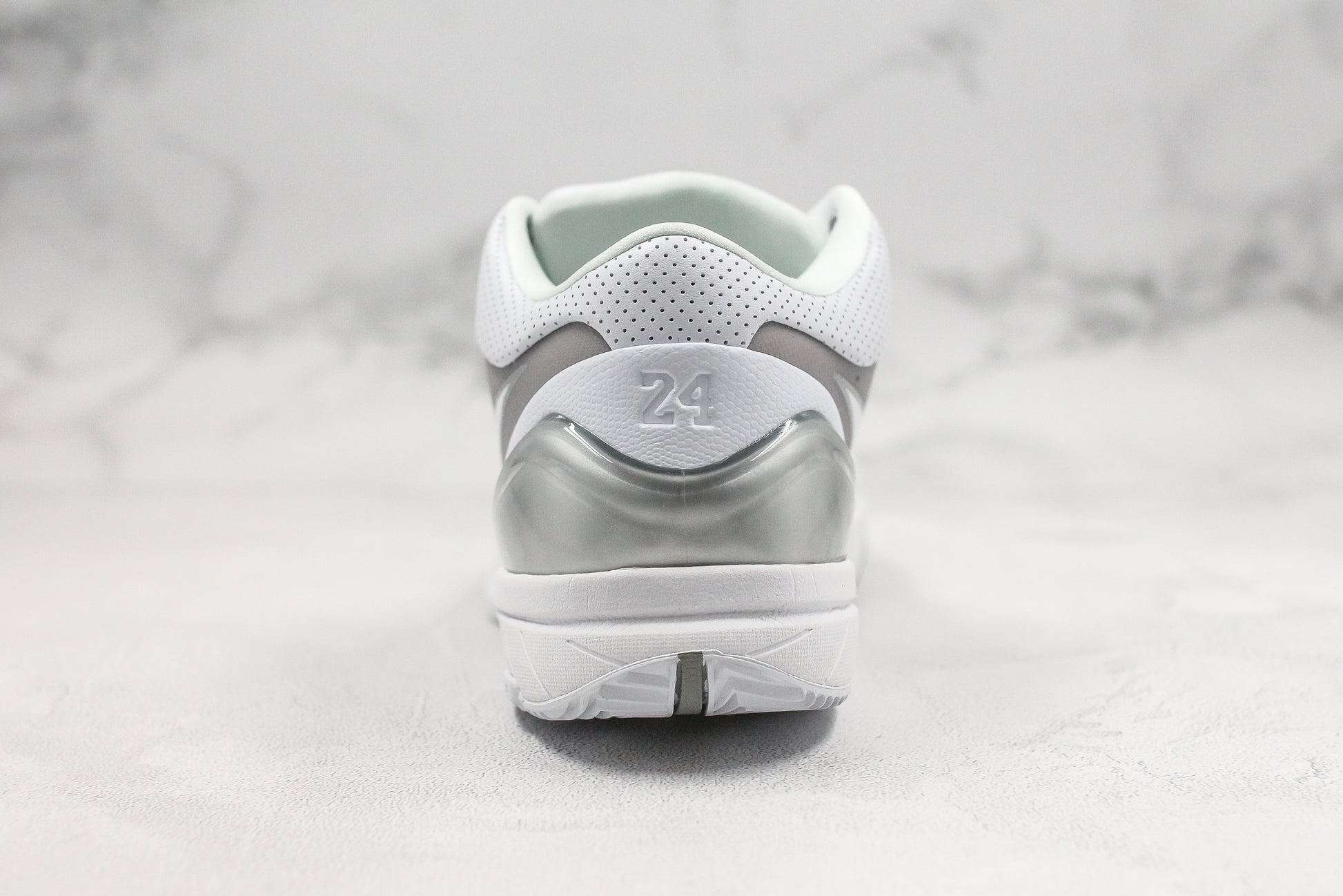 Nike Kobe White Grey Grey White