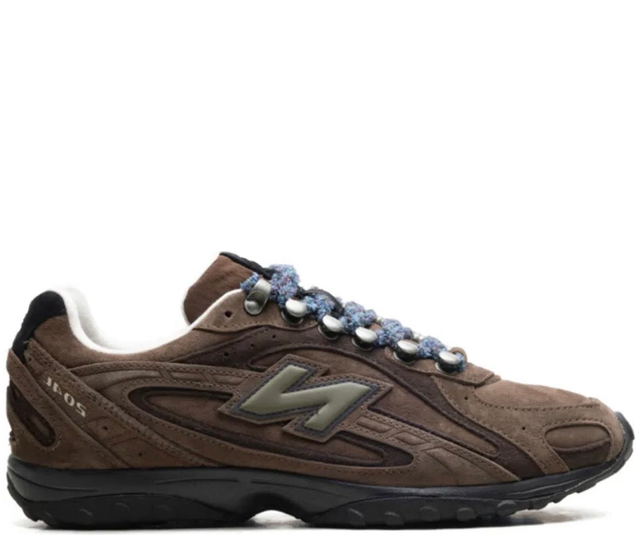 New Balance 204L brown