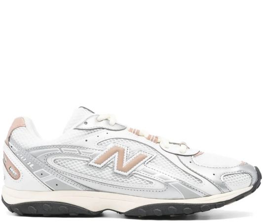 New Balance 204L mesh