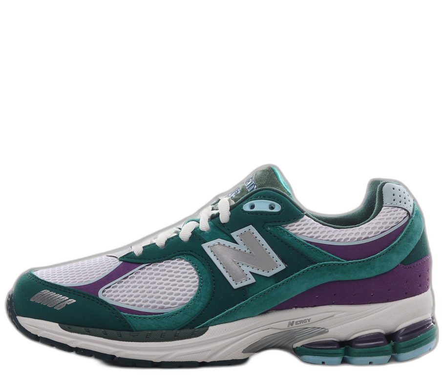 New Balance 2002 Navy White Gum