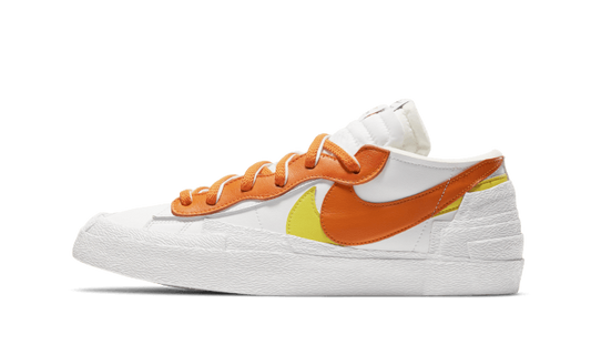 Nike Blazer Low Sacai White Magma Orange