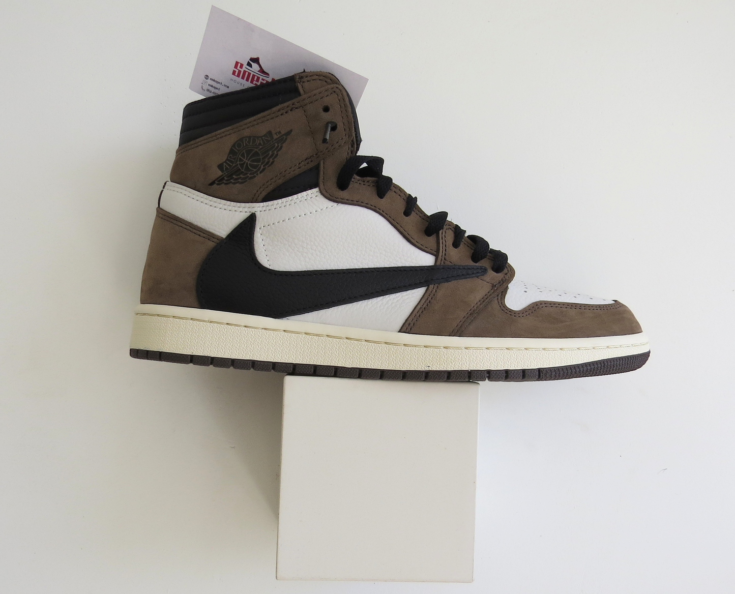 Air Jordan 1 Retro High OG SP Travis Scott Mocha